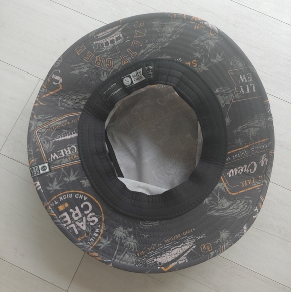 Salty Crew NEW Greatest Hits Bucket Hat - Picture 7 of 9